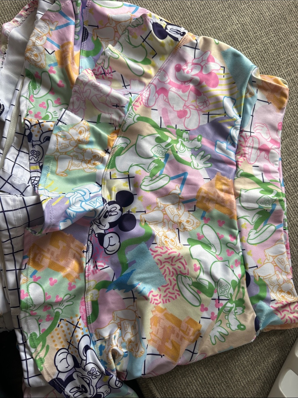 Disney Pastel Mickey & Friends Patterned stretch skorts with pockets